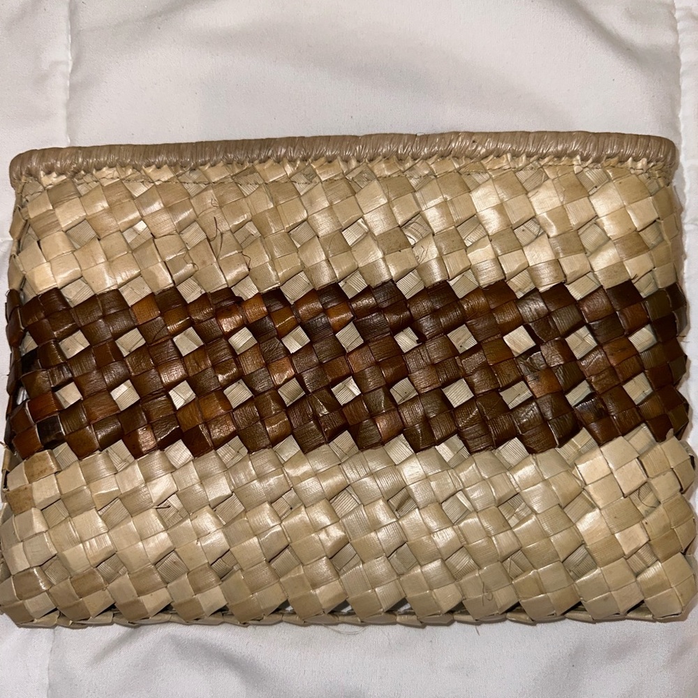 ‘Eke Lauhala